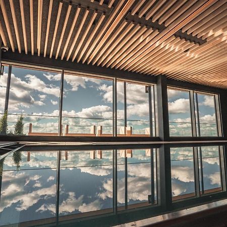 Valo Hotel & Work Helsinki Esterno foto "The sky is the limit"