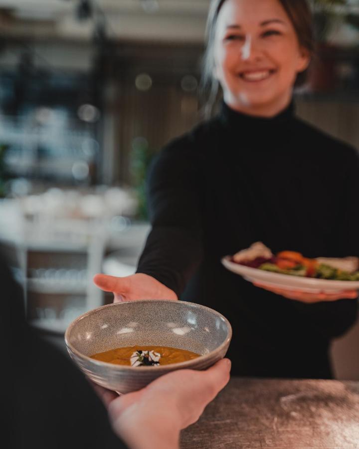 Valo Hotel & Work Helsinki Esterno foto "I'm happy to see you again"