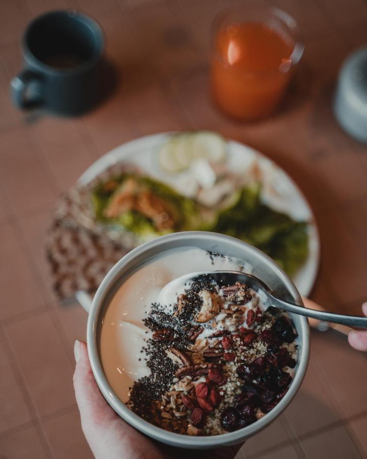 Valo Hotel & Work Helsinki Esterno foto Yoghurt with granola and dried fruits