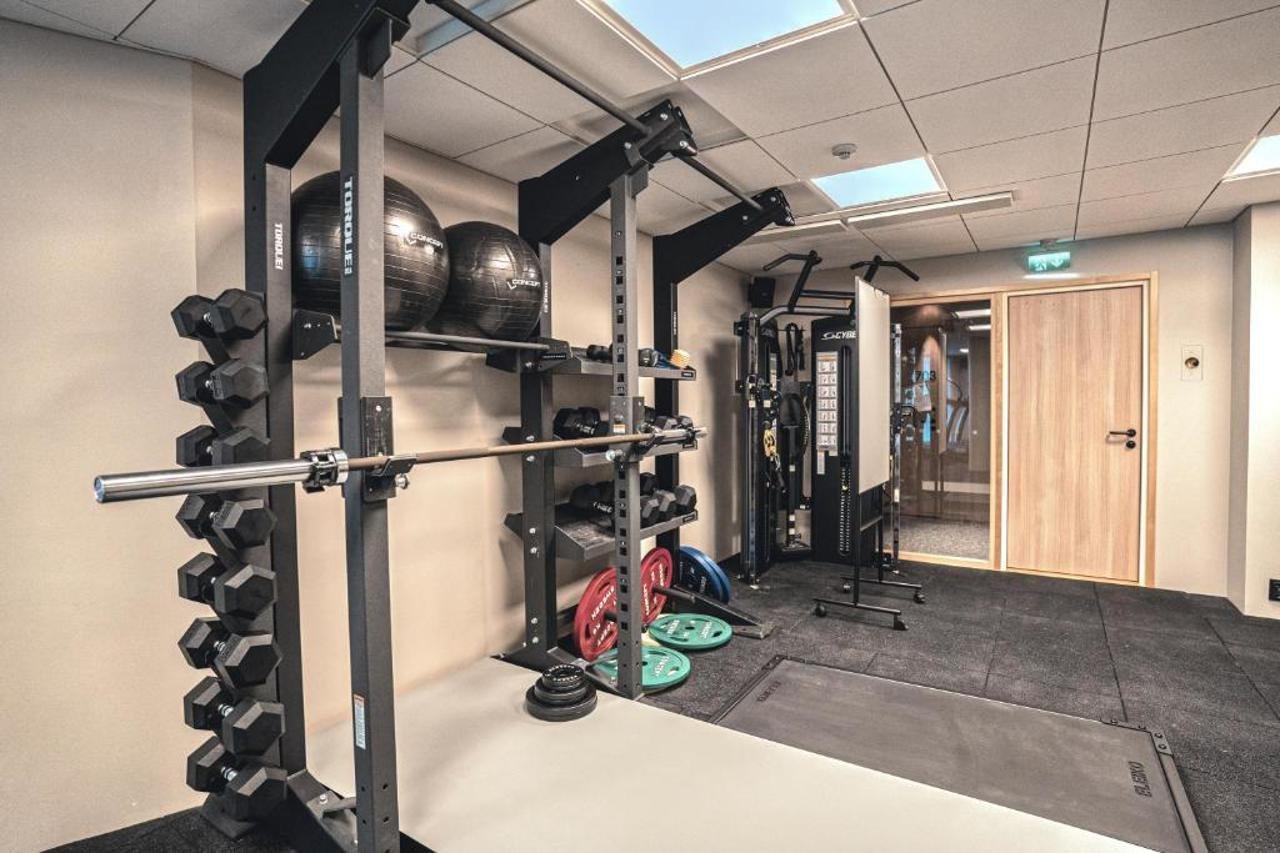 Valo Hotel & Work Helsinki Esterno foto Gym equipment